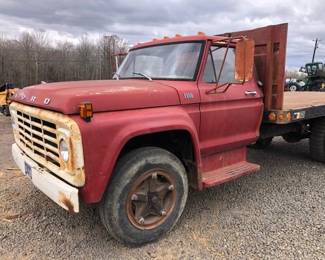 FORD F600 TRUCK
