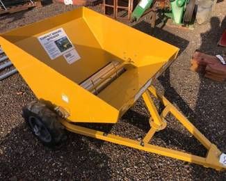 TARTER MANURE SPREADER