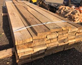 51 2x8x116 OAK BOARDS