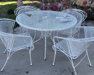 Wire patio set