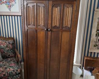 Second linen fold armoire 