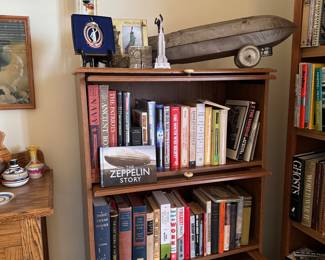 Zeppelin model and books