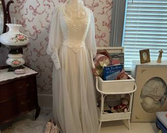 Vintage wedding dresses 