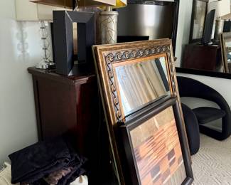 Bedroom furniture & home decor