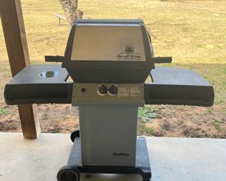 Broil King gas grill