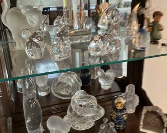 Crystal figurines
