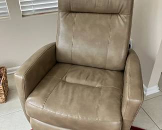 Power recliner, Best Home Furnishings, tan vinyl upholstery