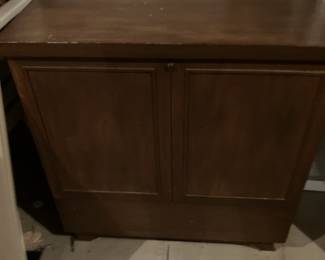 Another tall Lane cedar chest w drawer