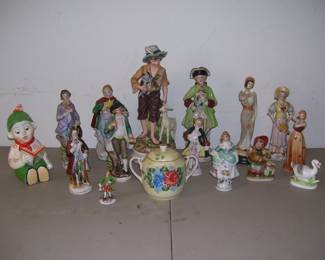 Figurines