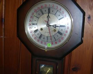 Regulator Clock