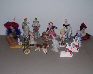 Figurines