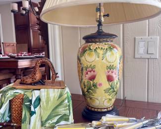 Beautiful decor everywhere 