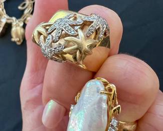 Natural Pearl and diamond 14kt