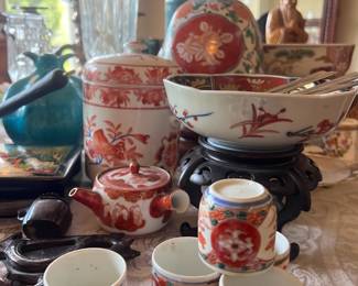 Tons of Asian service pieces here
