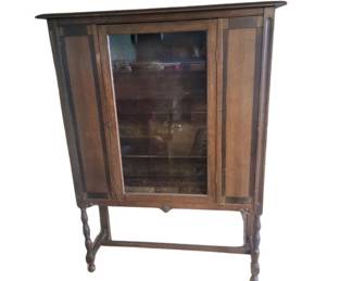 20 NorthWesternCabinetCoChinaHutchWithGlassFront