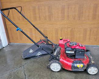 26 SearsCraftsmanBriggsStrattonGoldSeriesGasLawnmower