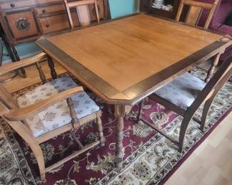 18 NorthWesternAntiqueDiningRoomTableSixChairs