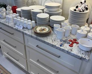 Majesticware by Oneida
Athena Fine Stoneware