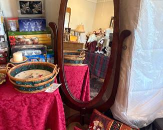 Oval Pedestal Base Cheval Swivel Mirror