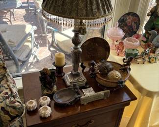 Henredon Charles X Collection Burled Nightstand/End Table