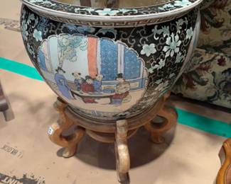 Chinese Tongzhi Porcelain Fishbowl Planter