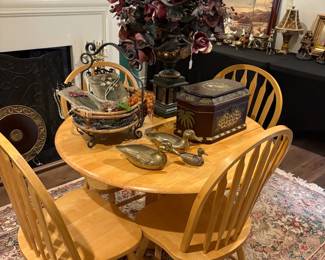 Maple Drop Leaf Dinette Pedestal Table with 4 Bentwood Chairs