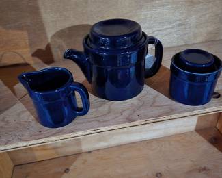 Pfaltzgraff colalt blue tea set
