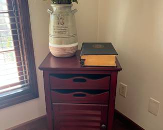 Office Star side table with drawers; “Miel De Lavande” decorative vase.