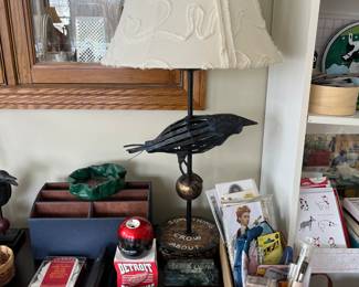 Fun lamp “Something to crow about”.