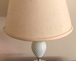 131 Lamp - 19" Tall You are buying a used as-is electric/electronic item. We do not guarantee all components are present, and if it is not expressly stated, it is untested.