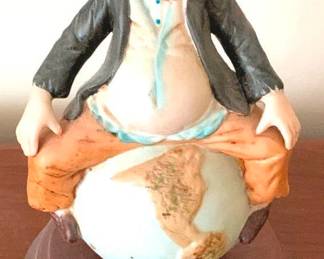 95 Clown Musical Statue - 9" Tall