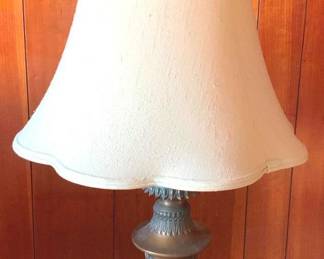 192 Lamp - 31" Tall You are buying a used as-is electric/electronic item. We do not guarantee all components are present, and if it is not expressly stated, it is untested.