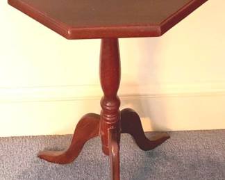 129 Plant Stand - 22" x 12" x 12"