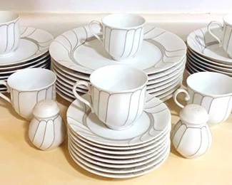 246 Mikasa "Fleetwood" China set - 41pcs