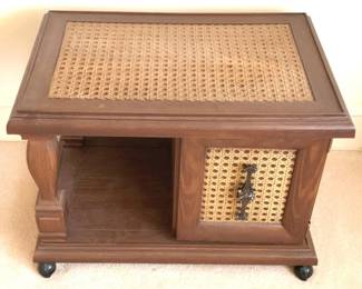 105 Mid Century Cabinet End Table - 20" x 27" x 18"