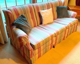 214 Sofa w/ pillows - 34 x 36 x 73