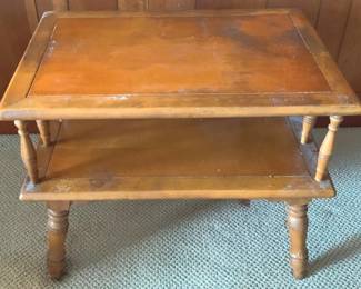 193 Wood End Table - 28" x 19" x 23"