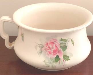 137 Chamber Pot - 9.5" x 5.5"
