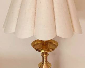 161 Lamp - 25" You are buying a used as-is electric/electronic item. We do not guarantee all components are present, and if it is not expressly stated, it is untested.