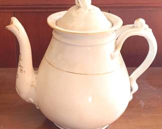 180 Teapot - 10" Tall