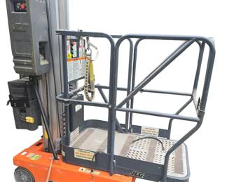 JLG Electric personal mobil lift