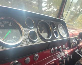 1985 Ford 8000 Diesel Pumper Truck; 2500 Gallon tank; 2-50gallon fuel tanks; Mileage 50,098