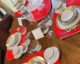 Another view of China setting.  A few extra pieces included no additional charge. 