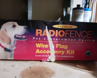 Electronic radio dog fence wireless