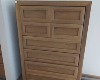 Mid-century dresser