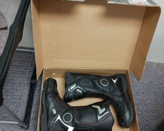 Motorcycle boots