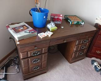 FREE Student desk