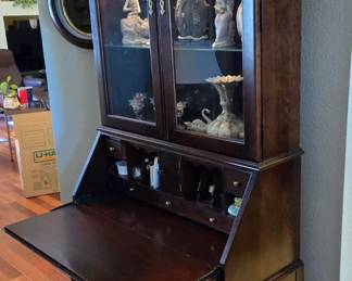 Cherry secretary open