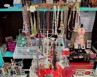 JEWLERY SECTION