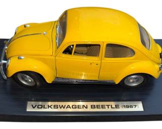 1967 Volkswagen Beetle Diecast Model Car
